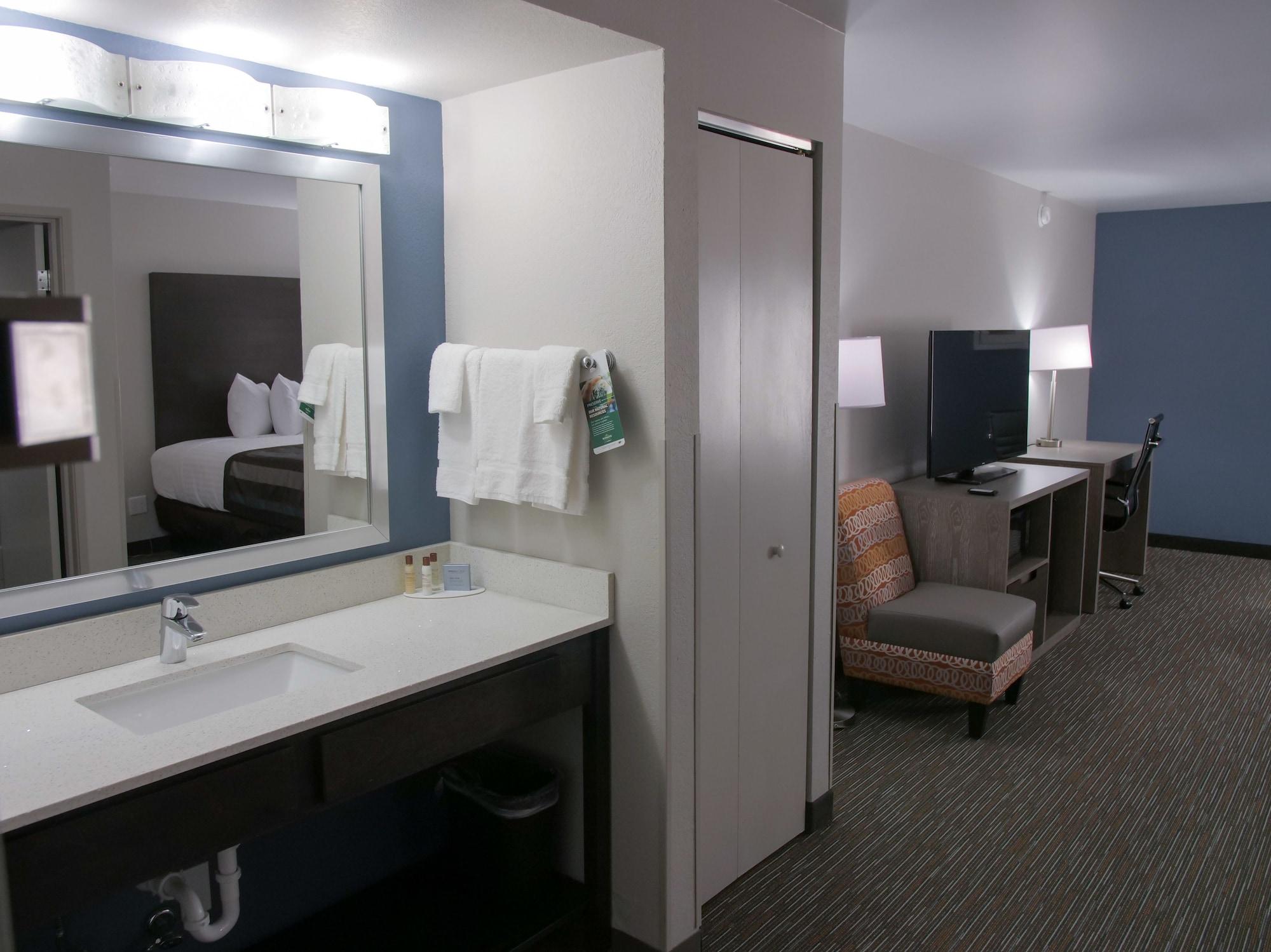 Wingate By Wyndham Louisville Airport Expo Center Buitenkant foto