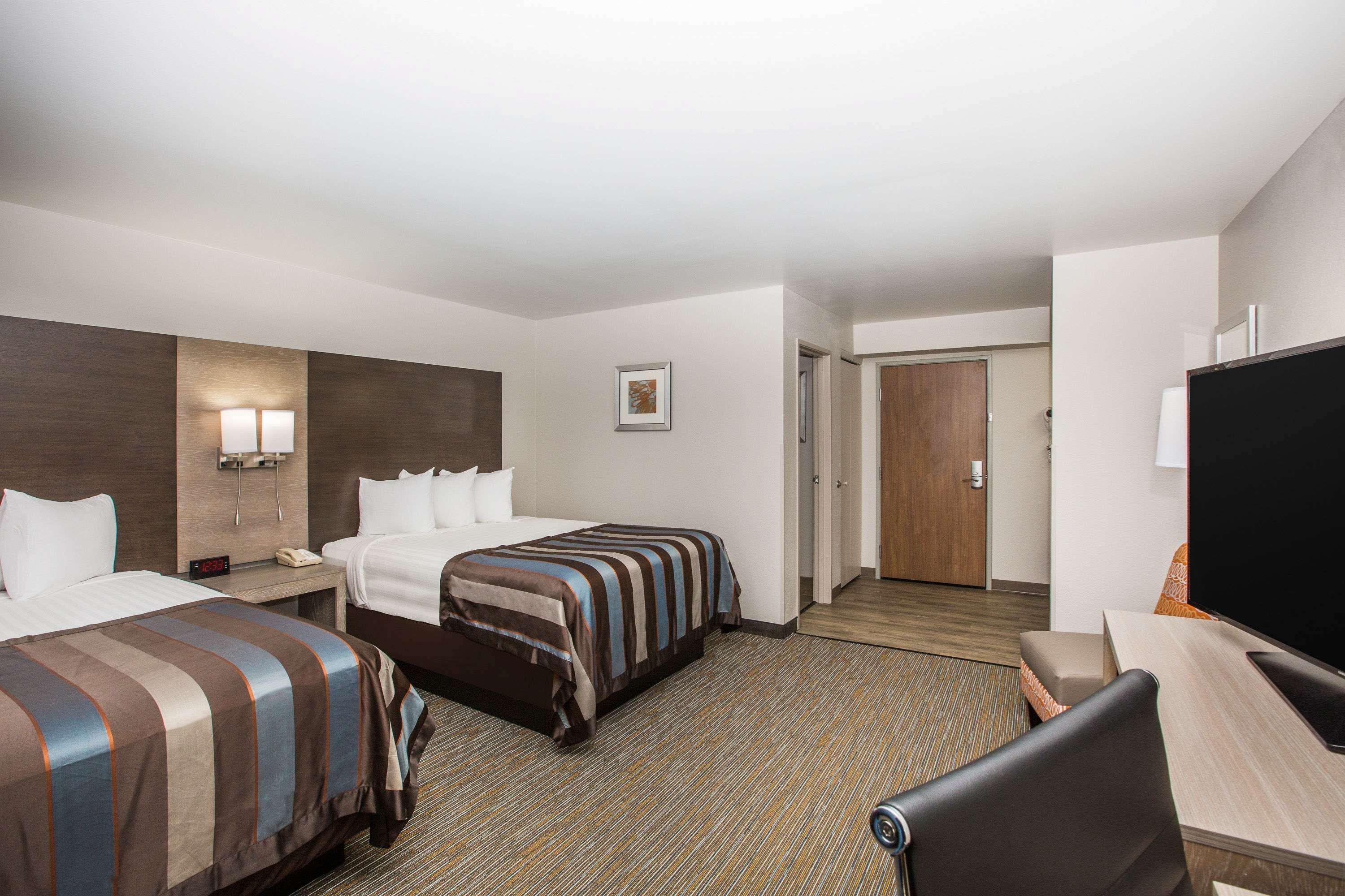 Wingate By Wyndham Louisville Airport Expo Center Buitenkant foto