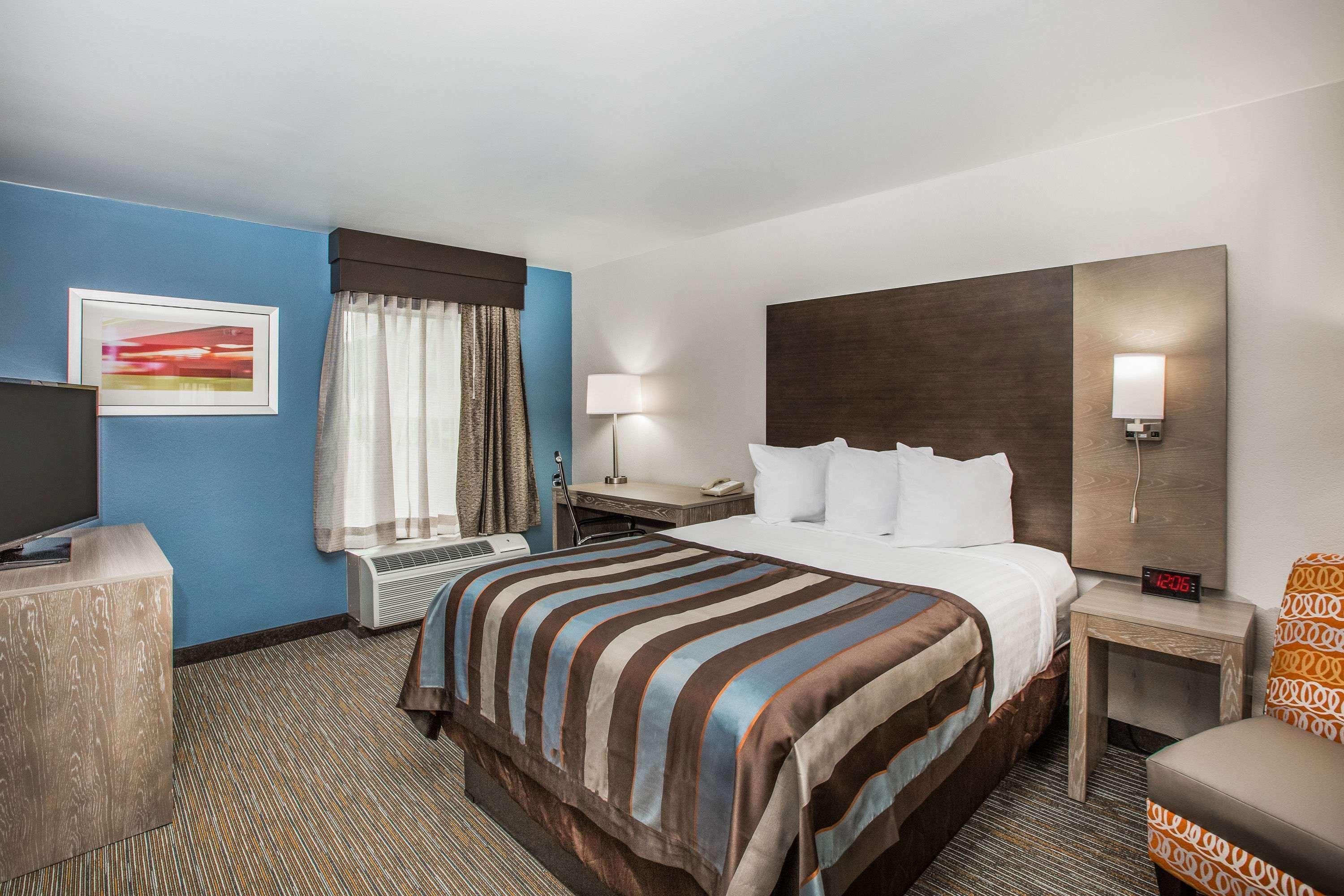 Wingate By Wyndham Louisville Airport Expo Center Buitenkant foto