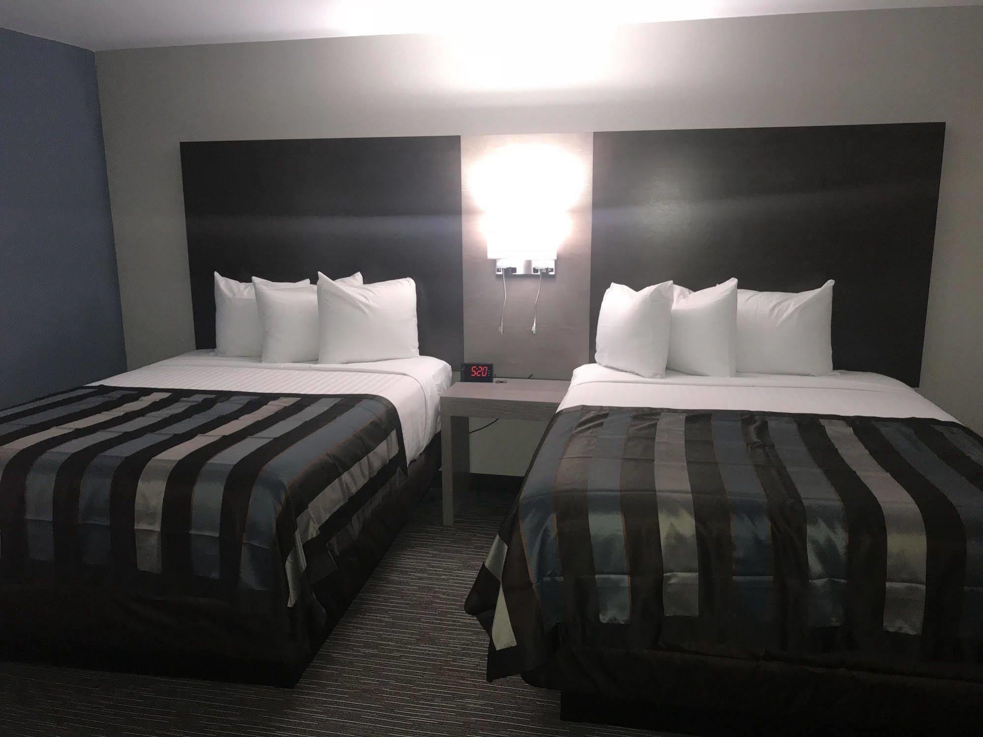 Wingate By Wyndham Louisville Airport Expo Center Buitenkant foto