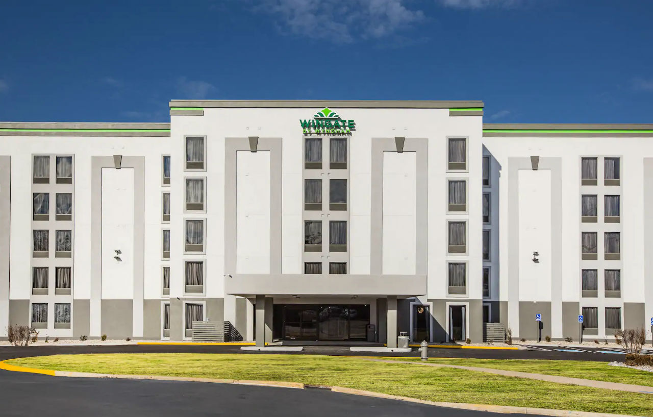 Wingate By Wyndham Louisville Airport Expo Center Buitenkant foto